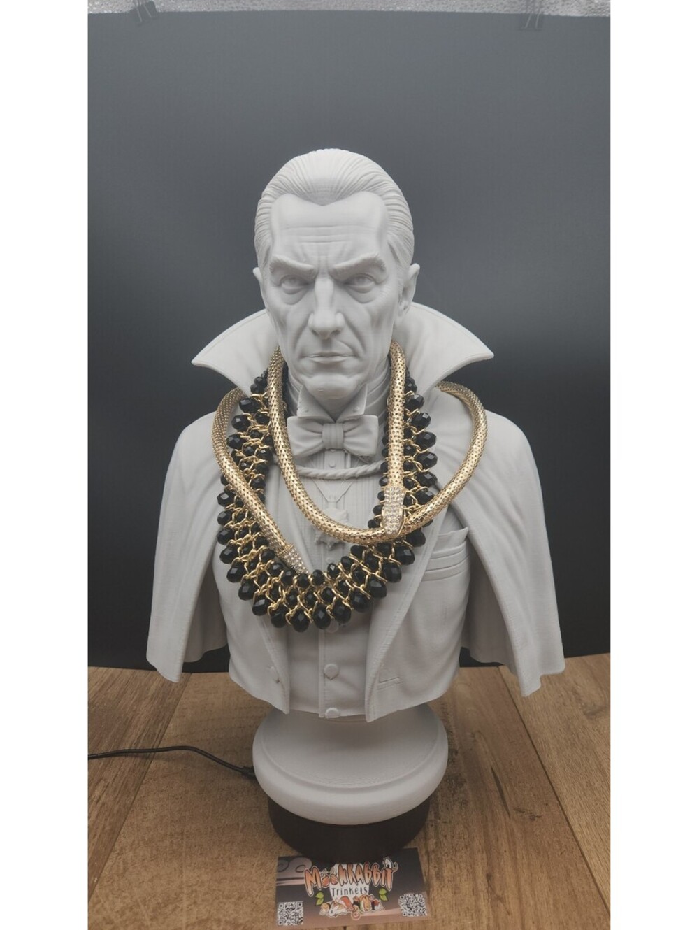 Classic Dracula Bust - Vampire Jewelry Holder - Halloween Decor Headphone Stand